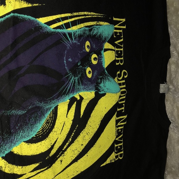 NEVER SHOUT NEVER black Tee - Picture 2 of 4